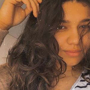 Meet your Posher, Jasmine